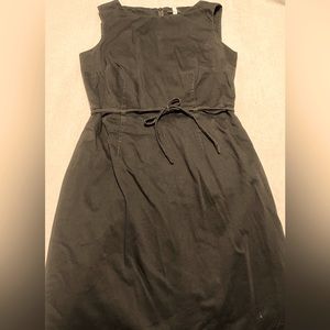 GAP Little Black Office Dress Conservative Woman’s 6 Medium Cotton